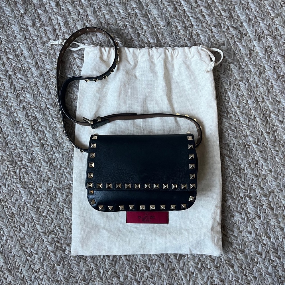 Valentino Rockstud Black Leather Waist Bag Fanny Pack